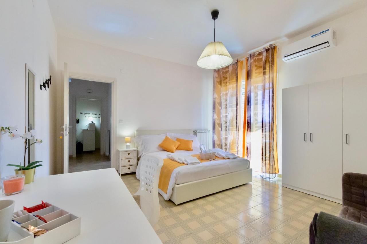 Bed & Breakfast A Casa Di Giuly Napoli
