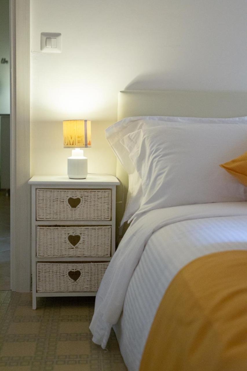 Bed & Breakfast A Casa Di Giuly Napoli